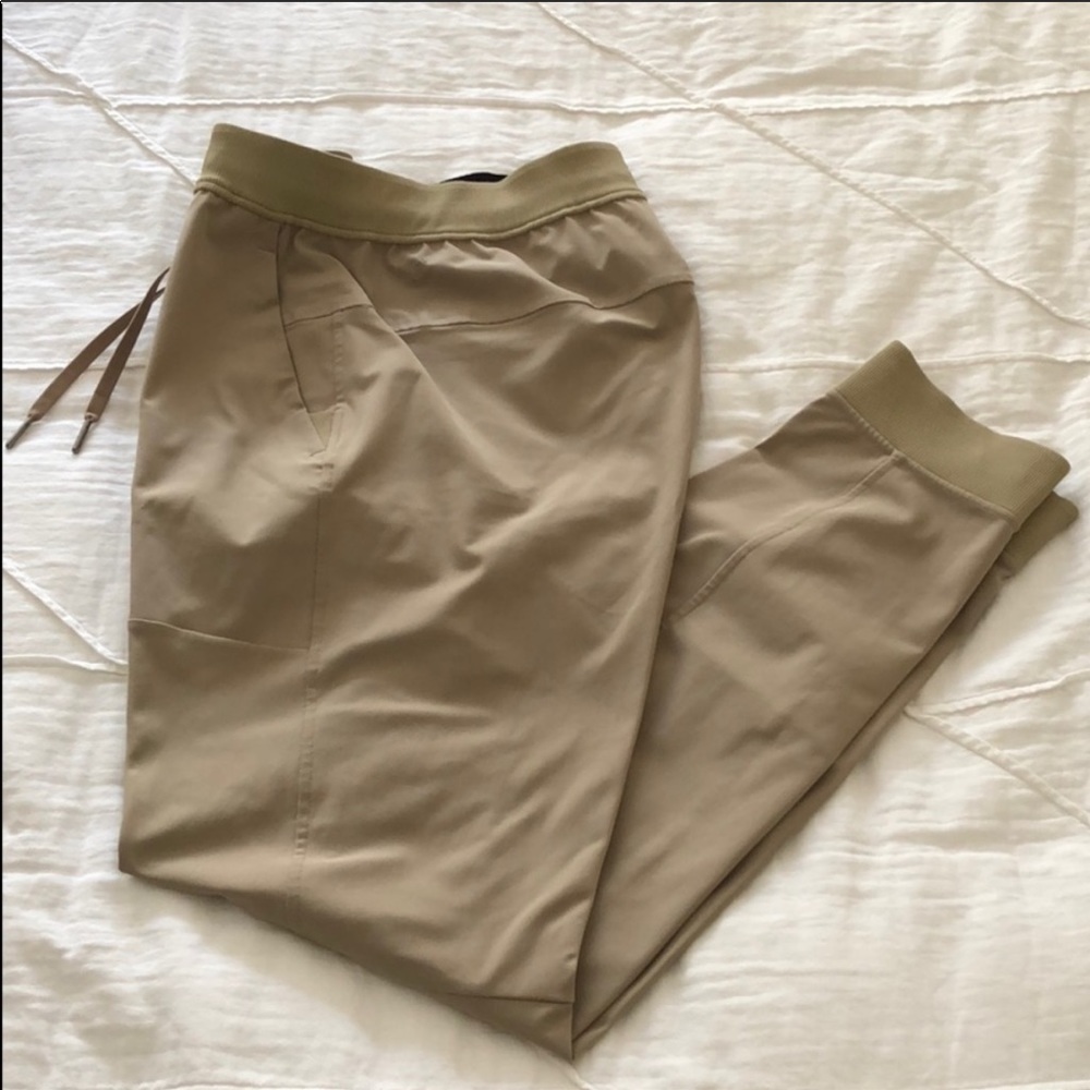 Lululemon Men’s ABC Jogger